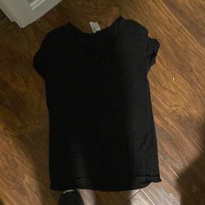 Regular Black Tee